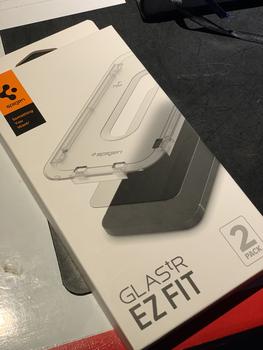 Product Review of Tempered Glass iPhone 14 Pro Max Plus Spigen Glas tR EZ Fit Full Clear from Tokopedia customer review 0