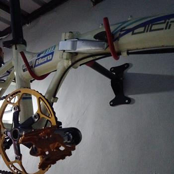 Product Review of Gantungan Sepeda DiTembok Stand Display Bracket Bike Stand Wall Hanger from Tokopedia customer review 1