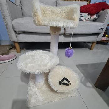 Product Review of MAINAN GARUKAN KUCING 3TIANG GARUKAN CAT TREE CONDO from Tokopedia customer review 0