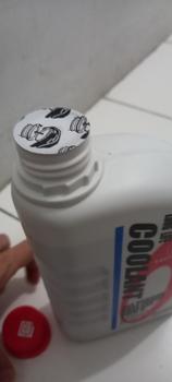 Product Review of Air Cairan Pendingin BIRU HONDA Radiator Coolant TYPE 2 Biru Genuine original baru 1 botol 1 liter Made In Thailand car from Tokopedia customer review 1