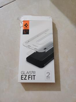Product Review of Tempered Glass iPhone 14 Pro Max Plus Spigen Glas tR EZ Fit Full Clear from Tokopedia customer review 1