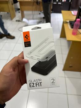 Product Review of Tempered Glass iPhone 14 Pro Max Plus Spigen Glas tR EZ Fit Full Clear from Tokopedia customer review 0