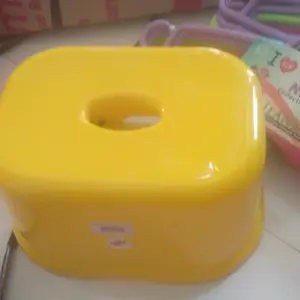 KH - Kursi Anak Glacio / Bangku Anak Plastik / Bangku anak Lesehan