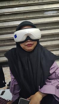 Product Review of Premium Eye Care Massager Alat Pijat Mata Alat Terapi Mata bluetooth from Tokopedia customer review 0