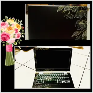 Sticker Laptop Motif Elegan Golden