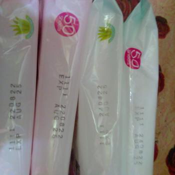Product Review of [ PAKET 6 PCS ] TISSUE BASAH WETKINS BABY PINK DAN BLUE 50 SHEET 50 LEMBAR from Tokopedia customer review 2