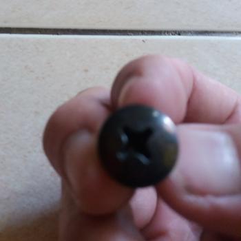 Product Review of Baut Ulir Drat Kasar Kecil Panjang Screw Tapping 4X16 BAUTDRAT4X16 from Tokopedia customer review 0