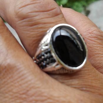 Product Review of Cincin Batu Akik Black Onix Agate Hitam Pekat Elegan Berkelas from Tokopedia customer review 0