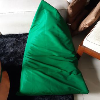 Product Review of BEANBAG WATERPROFF Triangle Size Large Plus ISI | bean bag waterproof sofa from Tokopedia customer review 0
