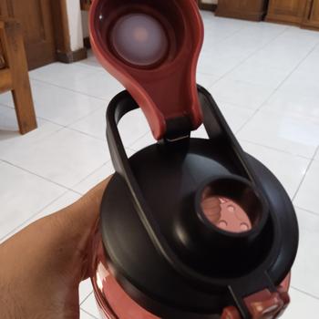 Product Review of Botol Minum Besar Jumbo Travelling Botol Seliya 2 liter BPA from Tokopedia customer review 1