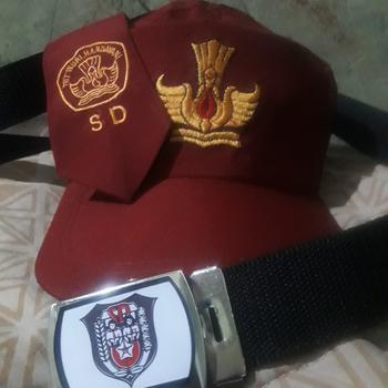 Product Review of Paket Topi SD merah polos, Gesper, Dasi BORDIR LAKI from Tokopedia customer review 0