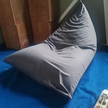 Product Review of BEANBAG WATERPROFF Triangle Size Large Plus ISI | bean bag waterproof sofa from Tokopedia customer review 0