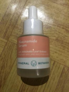 Product Review of Mineral Botanica Niacinamide Serum With Artichoke Leaf Extract 20ml Vitamin Essence from Tokopedia customer review 1