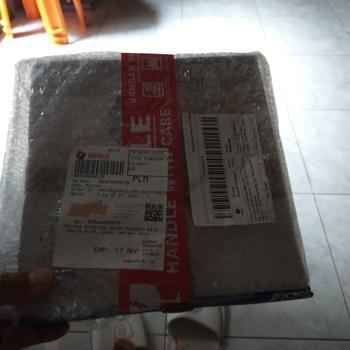 Product Review of HAMPERS HIJAB SEGI EMPAT EXCLUSIVE | HAMPERS LEBARAN IDUL FITRI from Tokopedia customer review 0