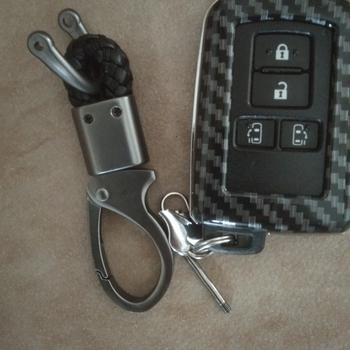 Product Review of cover key casing sarung kunci carbon voxy toyota sienta from Tokopedia customer review 1