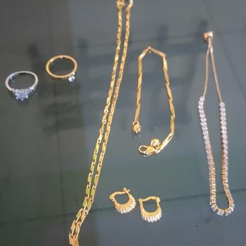 Product Review of Anting Cangkang Keong Fashion Perhiasan Cantik Simple - Yaxiya Jewelry ALE13 from Tokopedia customer review 1
