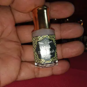 Misk Thaharah Minyak Wangi Kewanitaan Parfum Musk Al Tahara nonalkohol