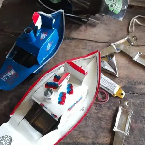 MAINAN KAPAL OTOK OTOK BESAR