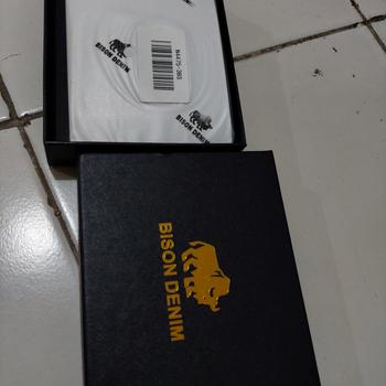 Product Review of Bison Denim Dompet Kulit Pria N4475 Hitam from Tokopedia customer review 0