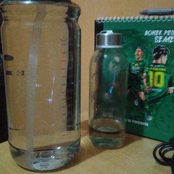Product Review of Botol Minum Besar Jumbo Travelling Botol Seliya 2 liter BPA from Tokopedia customer review 0