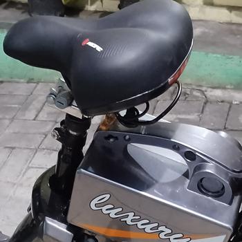 Product Review of Sedel Sadel Saddle Sepeda Pacific Reflextor Lampu SUSPENSI XTRA EMPUK from Tokopedia customer review 0