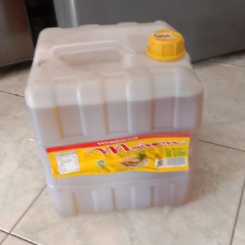 Product Review of Minyak Goreng Majuan 18 L Jerigen from Tokopedia customer review 0