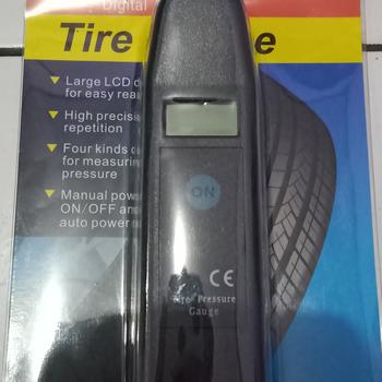 Product Review of Alat Pengukur Tekanan Angin Ban Mobil Motor Tire Pressure Gauge from Tokopedia customer review 0