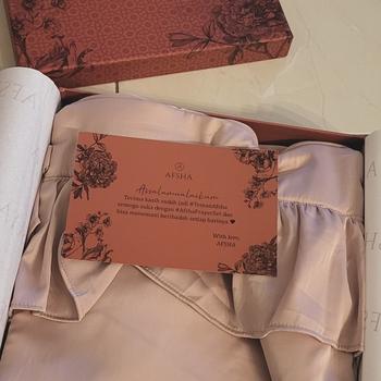 Product Review of Afsha - Mukena Dewasa Raima 2in1 Series (Free Sajadah, Pouch & Box Hampers) from Tokopedia customer review 0