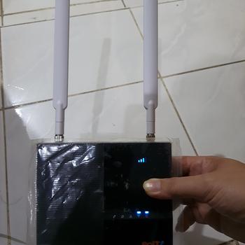 Product Review of Modem WiFi Bolt BL100 Bolt Helios Unlock 4G Telkomsel Smartfren Byu Kondisi Normal from Tokopedia customer review 0
