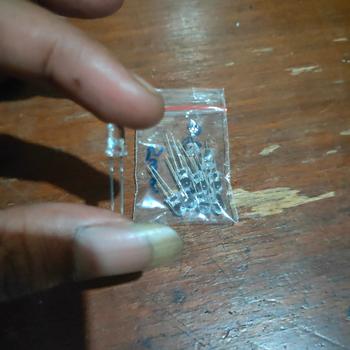 Product Review of UV LED Ultraviolet 5mm Lampu Cahaya Ultra Violet Purple Deteksi Uang from Tokopedia customer review 0