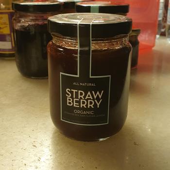 Product Review of FROLIC Selai Buah Stroberi - Strawberry Jam from Tokopedia customer review 1