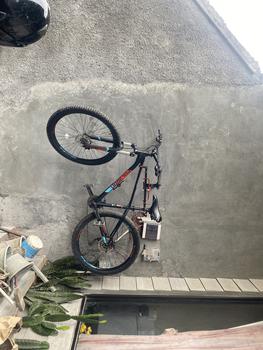 Product Review of Gantungan Sepeda DiTembok Stand Display Bracket Bike Stand Wall Hanger from Tokopedia customer review 0
