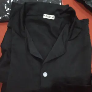 PIYAMA BAJU TIDUR PRIA SATIN CELANA PENDEK LENGAN PENDEK ACHILLES