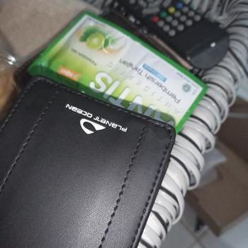 Product Review of Dompet Lipat Pria Planet Ocean Hitam Original - PO02 from Tokopedia customer review 0