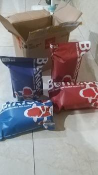 Product Review of Pakan Pelet Makanan Ikan Koi Apung 1 Kg Bulkie Hi Growth from Tokopedia customer review 0