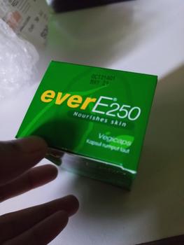 Product Review of ever e 250 30 kapsul lunak from Tokopedia customer review 0