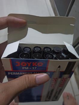 Product Review of JOYKO PERMANENT MARKER ROUND TIP BLACK BLUE RED / SPIDOL PERMANEN JOYKO PENANDA HITAM BIRU MERAH PM-17 PM-18 PM-19 [12PCS] Stationery from Tokopedia customer review 0