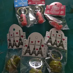 tempelan kulkas unik