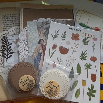 Product Review of kertas doily mini isi 4 hiasan doilie scrapbook from Tokopedia customer review 0