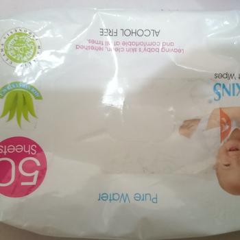 Product Review of [ PAKET 6 PCS ] TISSUE BASAH WETKINS BABY PINK DAN BLUE 50 SHEET 50 LEMBAR from Tokopedia customer review 0