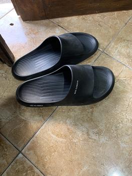 Product Review of GIO CARDIN | G SLIDES | TRIPLE BLACK | UNISEX Sandal from Tokopedia customer review 1