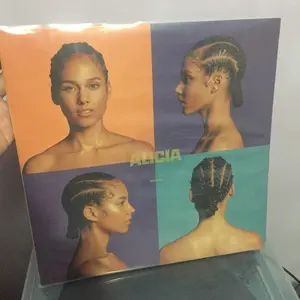 PIRINGAN HITAM / VINYL ALICIA KEYS - ALICIA