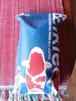Product Review of Pakan Pelet Makanan Ikan Koi Apung 1 Kg Bulkie Hi Growth from Tokopedia customer review 0