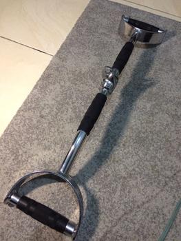 Product Review of Handle Gym Lat Pull Down Bar - Curl W Bar - D Handle Tricep Bicep Bar from Tokopedia customer review 0