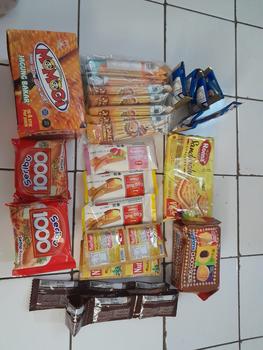 Product Review of Roma Sandwichi Sandwich LEMON Biskuit Biscuit Krim Lemon Carckers from Tokopedia customer review 0