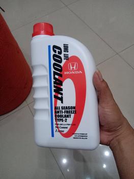 Product Review of Air Cairan Pendingin BIRU HONDA Radiator Coolant TYPE 2 Biru Genuine original baru 1 botol 1 liter Made In Thailand car from Tokopedia customer review 0