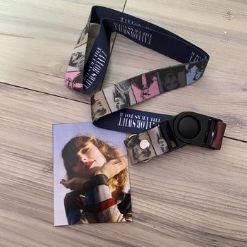 Product Review of Lanyard ID Card Name Tag Taylor Swift from Tokopedia customer review 0