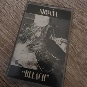 Kaset Pita Justin Bieber My World 2.0 Bootleg Tape + Sticker