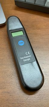 Product Review of Alat Pengukur Tekanan Angin Ban Mobil Motor Tire Pressure Gauge from Tokopedia customer review 0