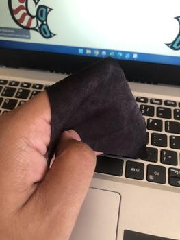 Product Review of Wiselie Lap Kacamata Premium Microfiber Kain Lap Pembersih Lensa Karakter Serat Halus 13x13 cm Glasses from Tokopedia customer review 0